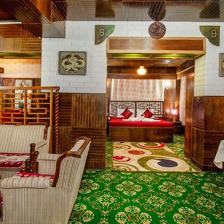 Montis Soyang Premium Heritage Hotel Gangtok Exteriör bild