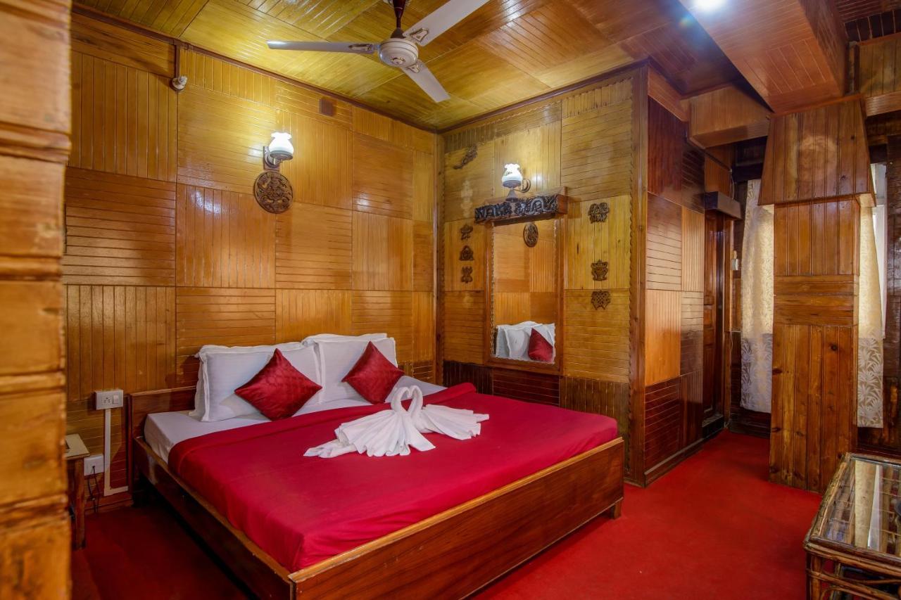 Montis Soyang Premium Heritage Hotel Gangtok Exteriör bild