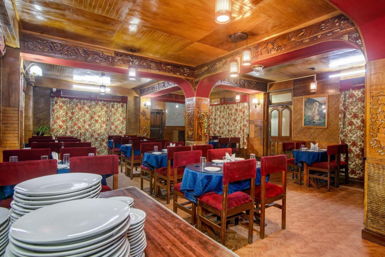 Montis Soyang Premium Heritage Hotel Gangtok Exteriör bild