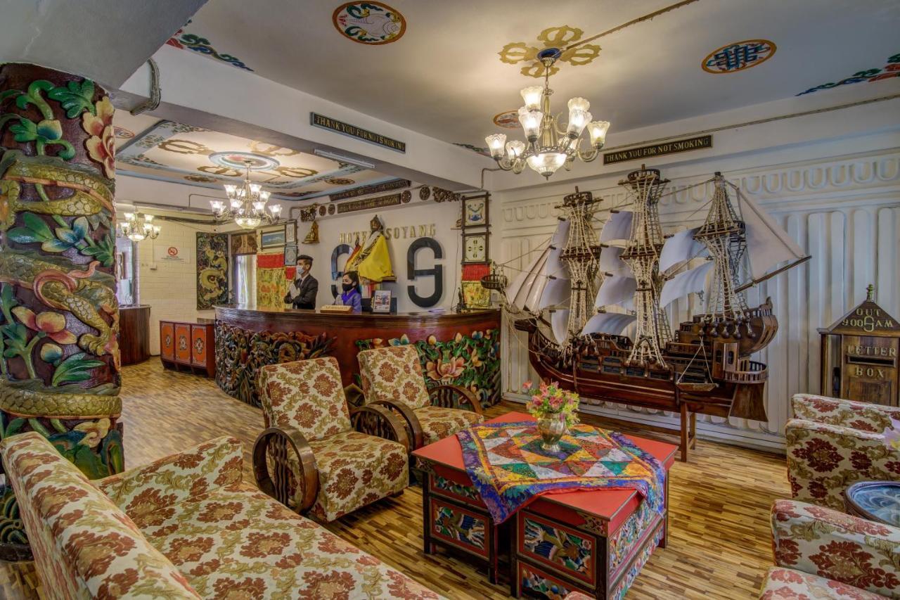 Montis Soyang Premium Heritage Hotel Gangtok Exteriör bild